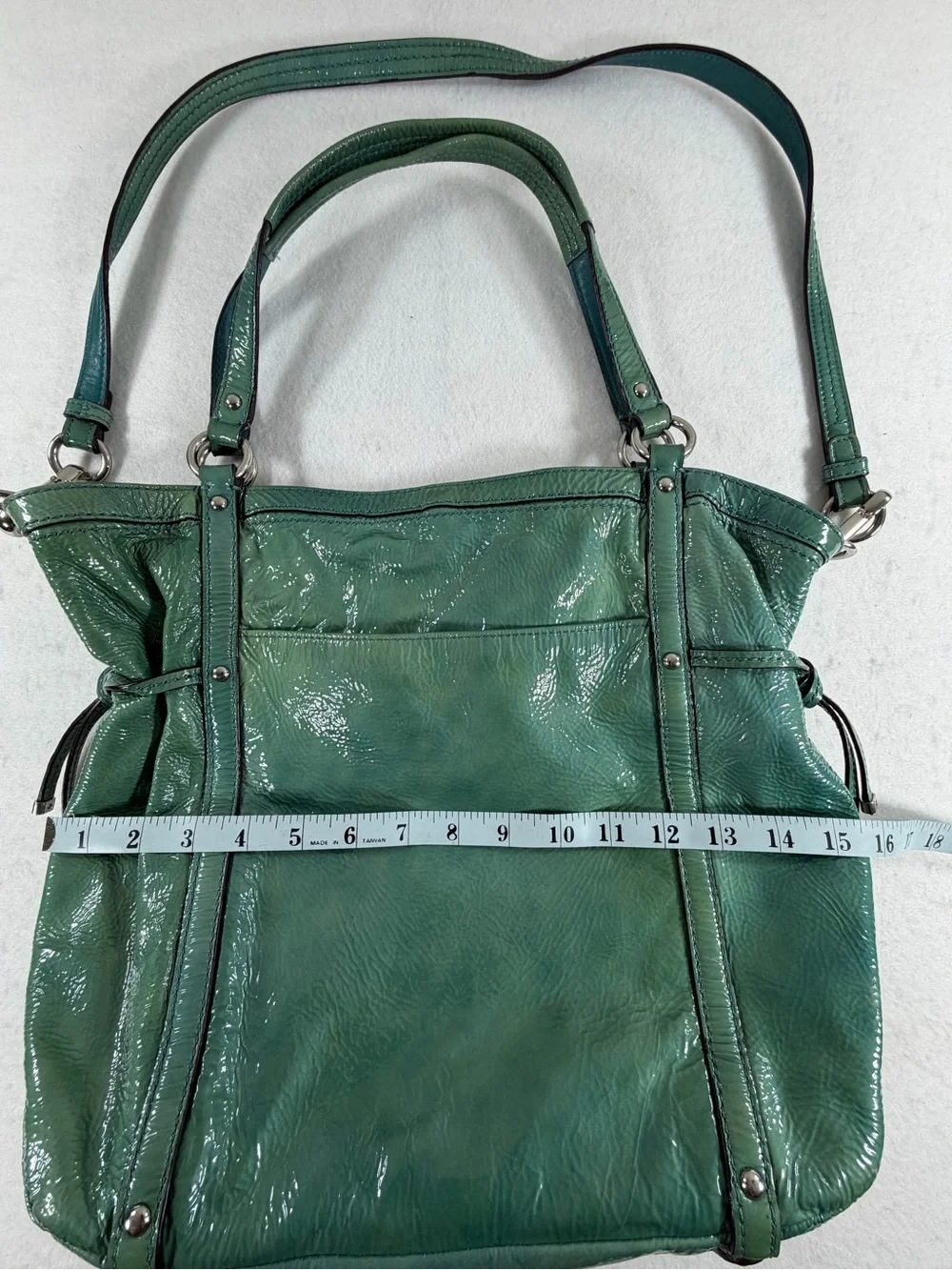 Coach F19569 Seafoam Green Large Patent Leather Tote Perforated Logo - Picture 7 of 10